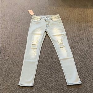 🔹Men's Slim Fit Destroyed Ripped Skinny jeans